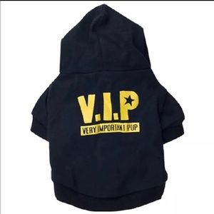 Dog hoodie super cute